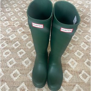New Tall Hunter Rain Boots